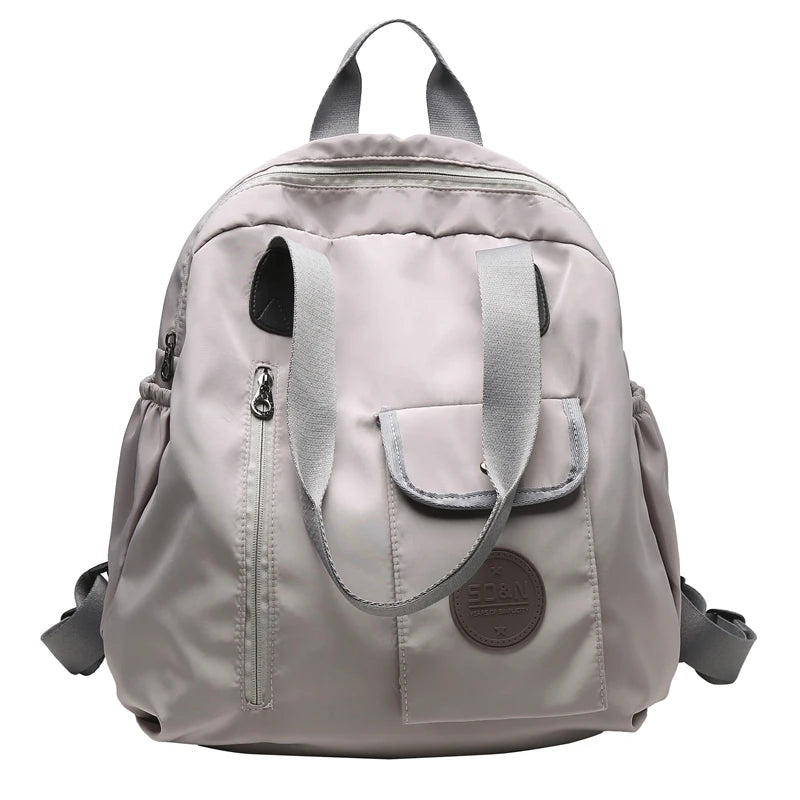Mochila de Nylon de Moda para Mujer: Versátil y Elegante