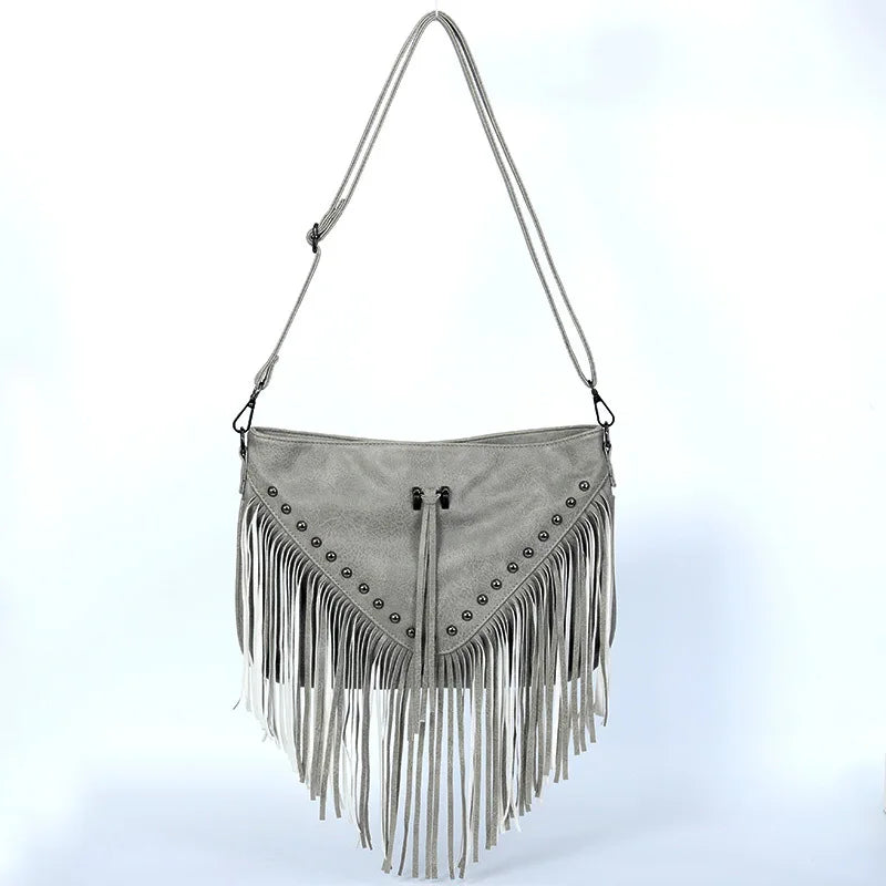 Bandolera de Mujer en PU con Flecos – Elegancia Versátil y Moderna